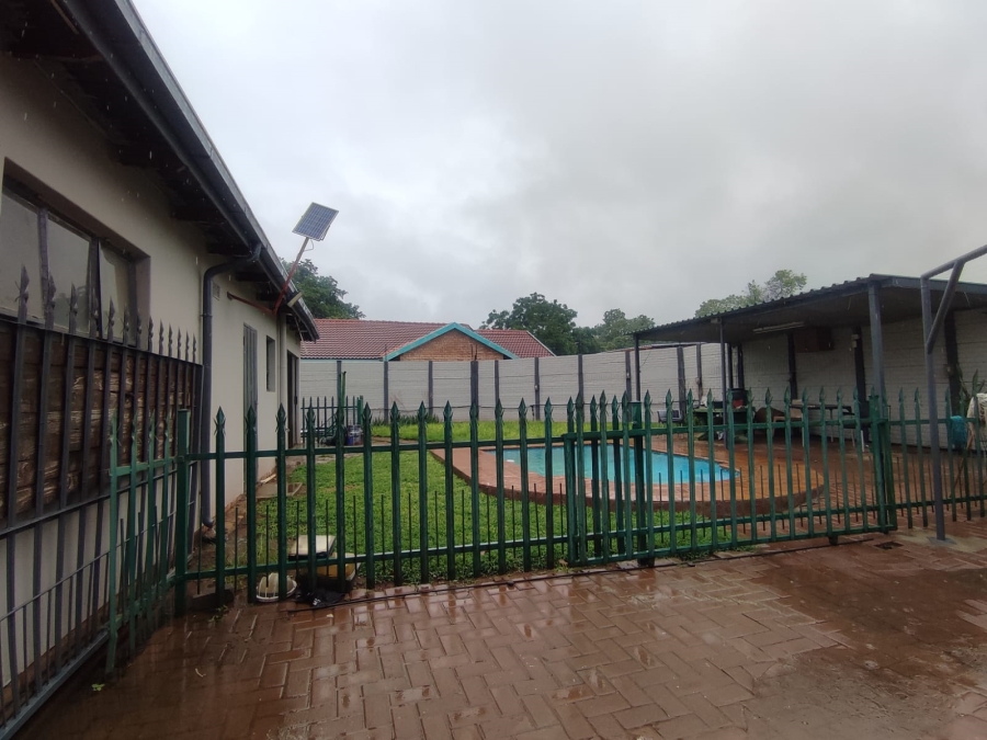 3 Bedroom Property for Sale in Rustenburg Central North West